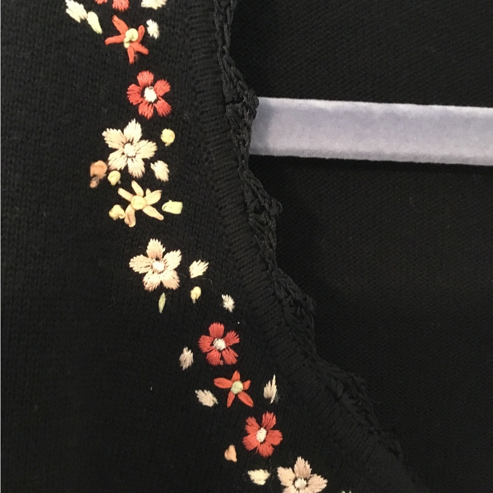 ANNEX SWEATER & CAMI - Picture 3 of 8
